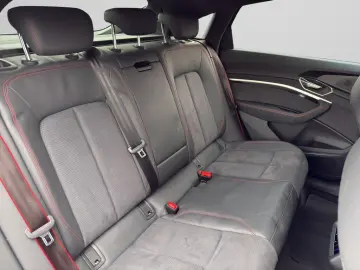 AUDI Q8 Sportback e-tron 55 S-Line quattro  PANO B&O