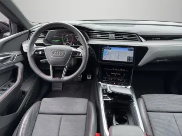AUDI Q8 Sportback e-tron 55 S-Line quattro  PANO B&O