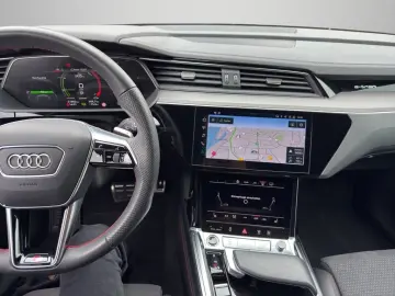 AUDI Q8 Sportback e-tron 55 S-Line quattro  PANO B&O