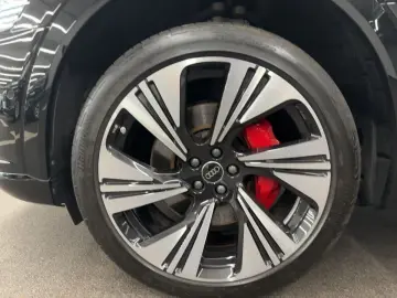 AUDI Q8 Sportback S line 55 e-tron qu. MATRIX 360 K N