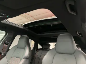 AUDI Q8 Sportback S line 55 e-tron qu. MATRIX 360 K N