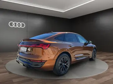 AUDI Q8 Sportback 55 e-tron qu. S LINE B&O PANO HEAD