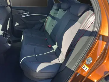 AUDI Q8 Sportback 55 e-tron qu. S LINE B&O PANO HEAD