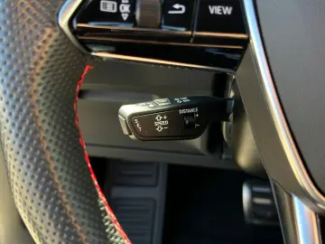AUDI Q8 Sportback 55 e-tron qu. S LINE B&O PANO HEAD