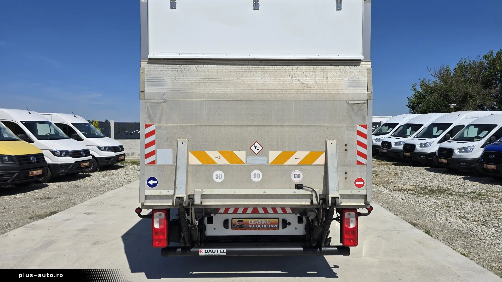 2019 Volkswagen Crafter KOFFER L=4.40m cu LIFT Hidraulic