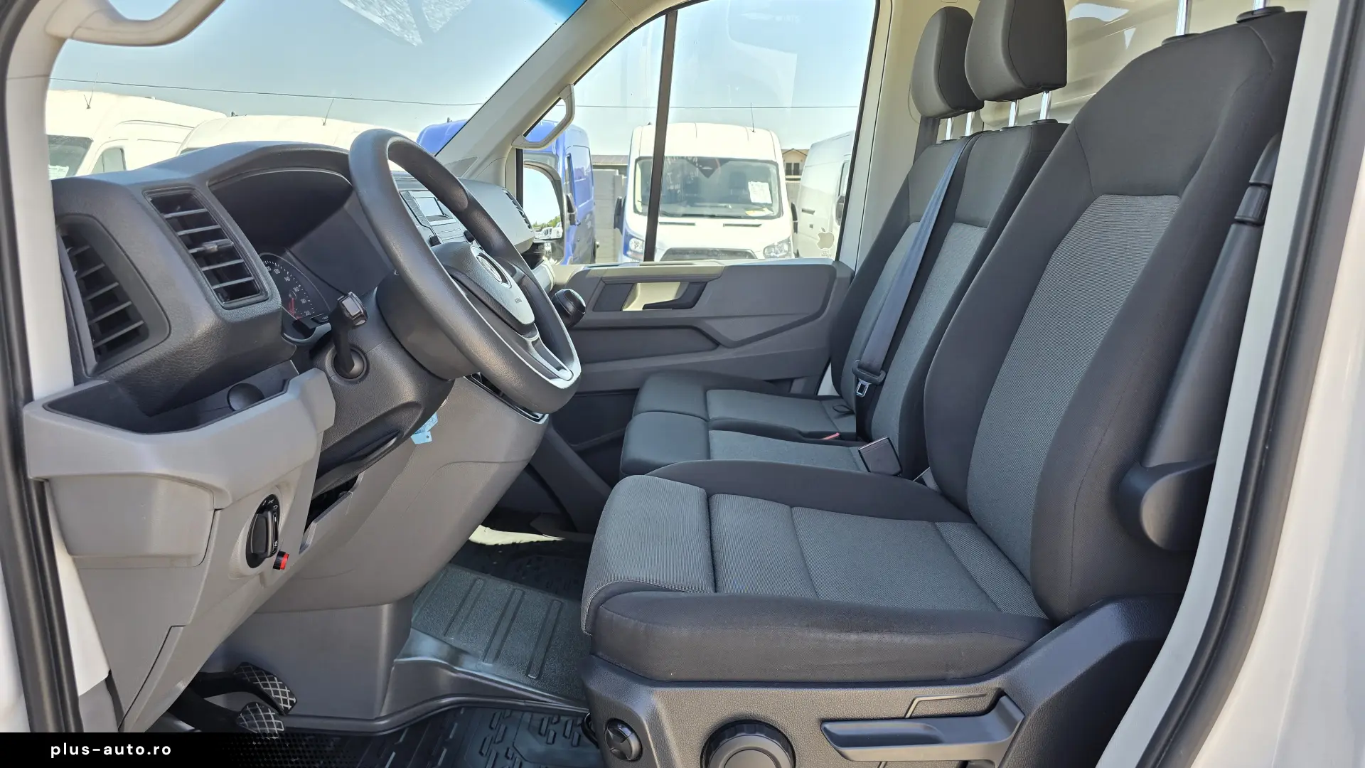 2019 Volkswagen Crafter KOFFER L=4.40m cu LIFT Hidraulic