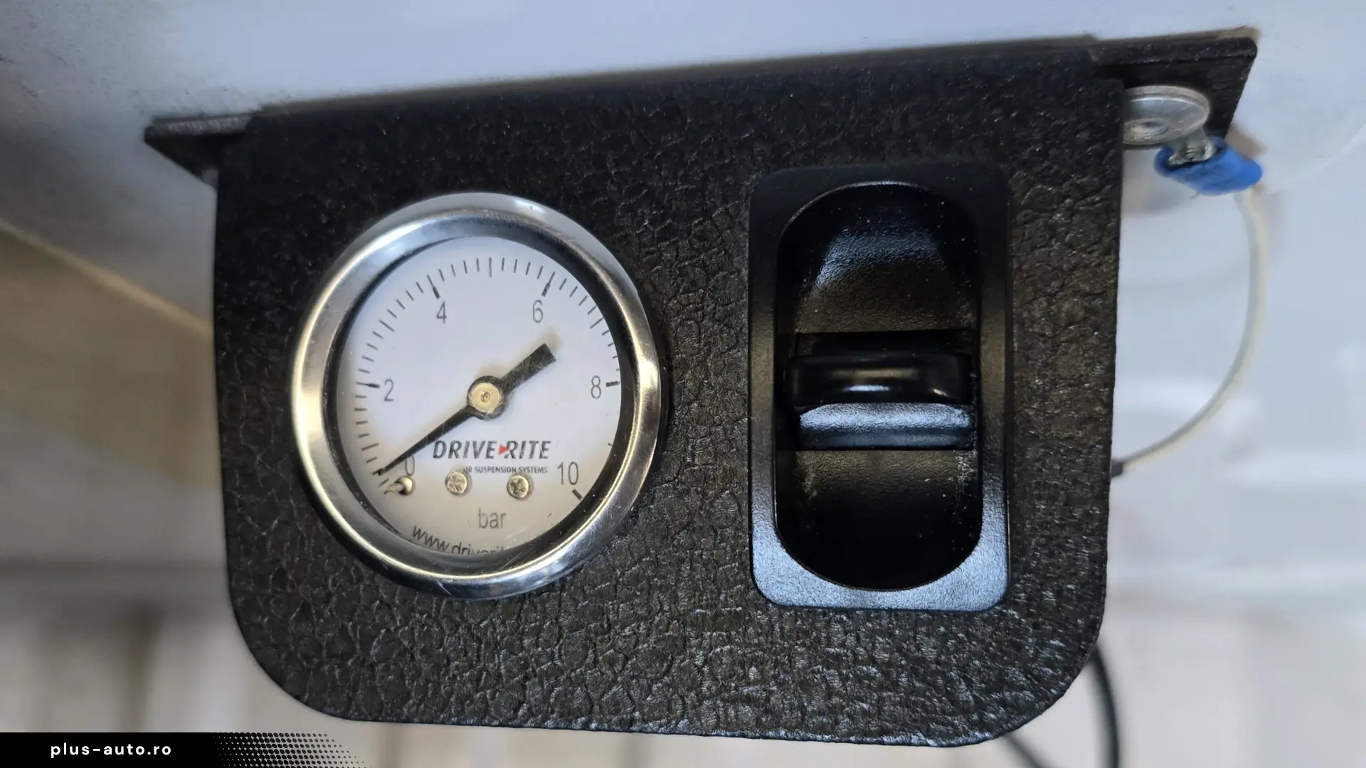 2019 Volkswagen Crafter KOFFER L=4.40m cu LIFT Hidraulic