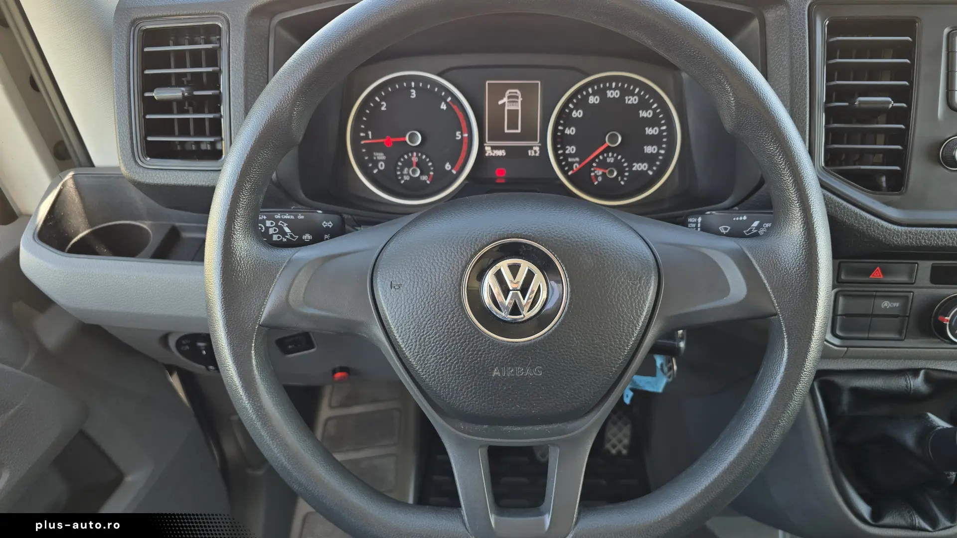 2019 Volkswagen Crafter KOFFER L=4.40m cu LIFT Hidraulic