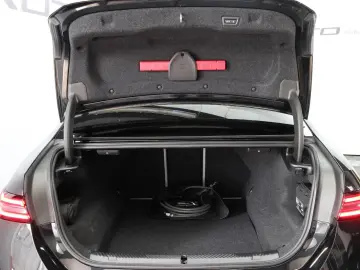 BMW M5 G90 Plug-in Hybrid   727 CP B&W VENTILAȚIE M DRIVE