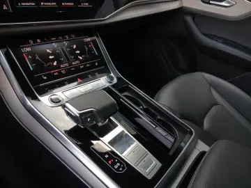 AUDI Q8 TDI qu. tiptronic  MATRIX PANO HuD AHK 360