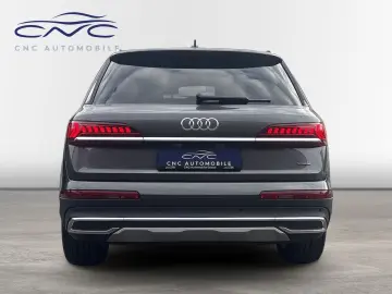 AUDI Q7 50 TDI quattro 7-Sitzer Matrix 360 HuD AHK