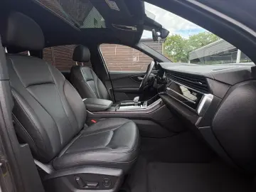 AUDI Q7 50 TDI quattro 7-Sitzer Matrix 360 HuD AHK
