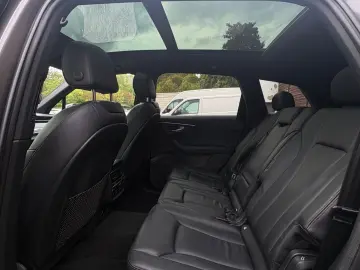 AUDI Q7 50 TDI quattro 7-Sitzer Matrix 360 HuD AHK