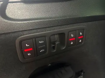 AUDI Q7 50 TDI quattro 7-Sitzer Matrix 360 HuD AHK