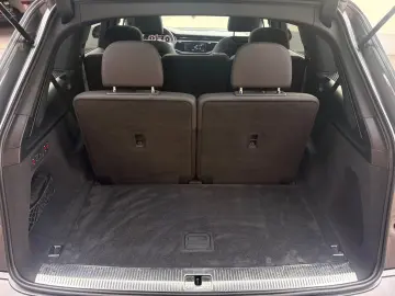 AUDI Q7 50 TDI quattro 7-Sitzer Matrix 360 HuD AHK