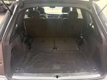 AUDI Q7 50 TDI quattro 7-Sitzer Matrix 360 HuD AHK