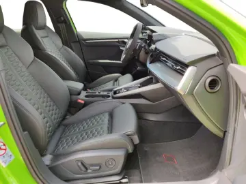 AUDI RS3 Sportback quattro S tronic DCC PANO HUD MATR