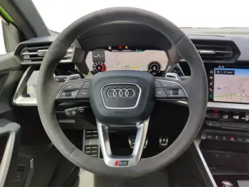 AUDI RS3 Sportback quattro S tronic DCC PANO HUD MATR