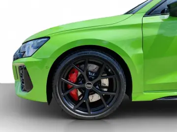 AUDI RS3 Sportback quattro S tronic DCC PANO HUD MATR