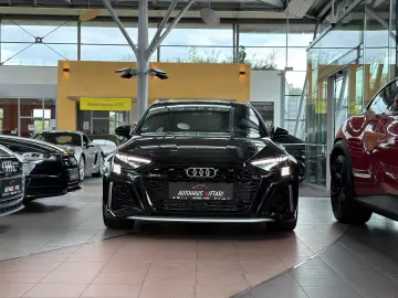 AUDI RS3 2.5 TFSI Sportback HUD Kamera Matrix Magneti