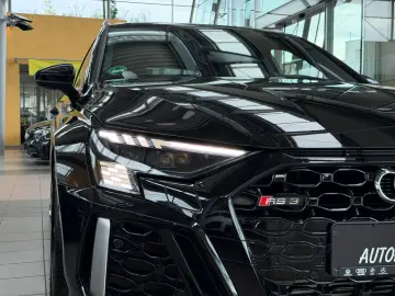 AUDI RS3 2.5 TFSI Sportback HUD Kamera Matrix Magneti