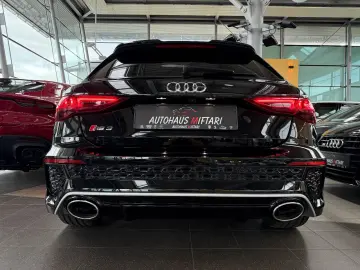 AUDI RS3 2.5 TFSI Sportback HUD Kamera Matrix Magneti