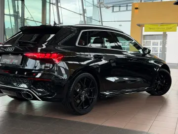 AUDI RS3 2.5 TFSI Sportback HUD Kamera Matrix Magneti