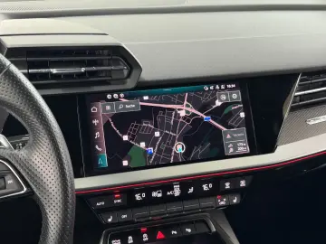 AUDI RS3 2.5 TFSI Sportback HUD Kamera Matrix Magneti