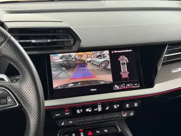 AUDI RS3 2.5 TFSI Sportback HUD Kamera Matrix Magneti