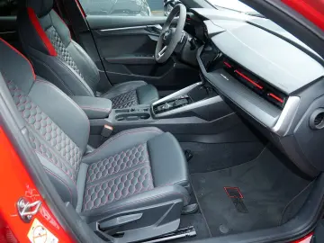 AUDI RS3 Sportback 2.5 TFSI quattro B&O NAVI LED ACC