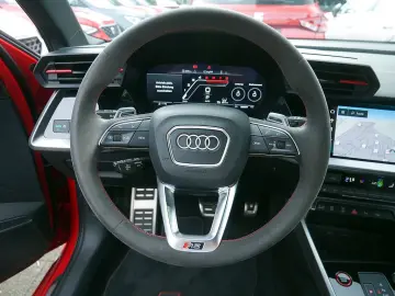 AUDI RS3 Sportback 2.5 TFSI quattro B&O NAVI LED ACC