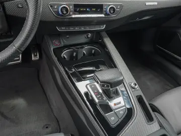 AUDI RS 5 Coupé 2.9 TFSI quattro tiptronic MASSAGE