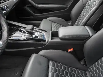 AUDI RS 5 Coupé 2.9 TFSI quattro tiptronic MASSAGE