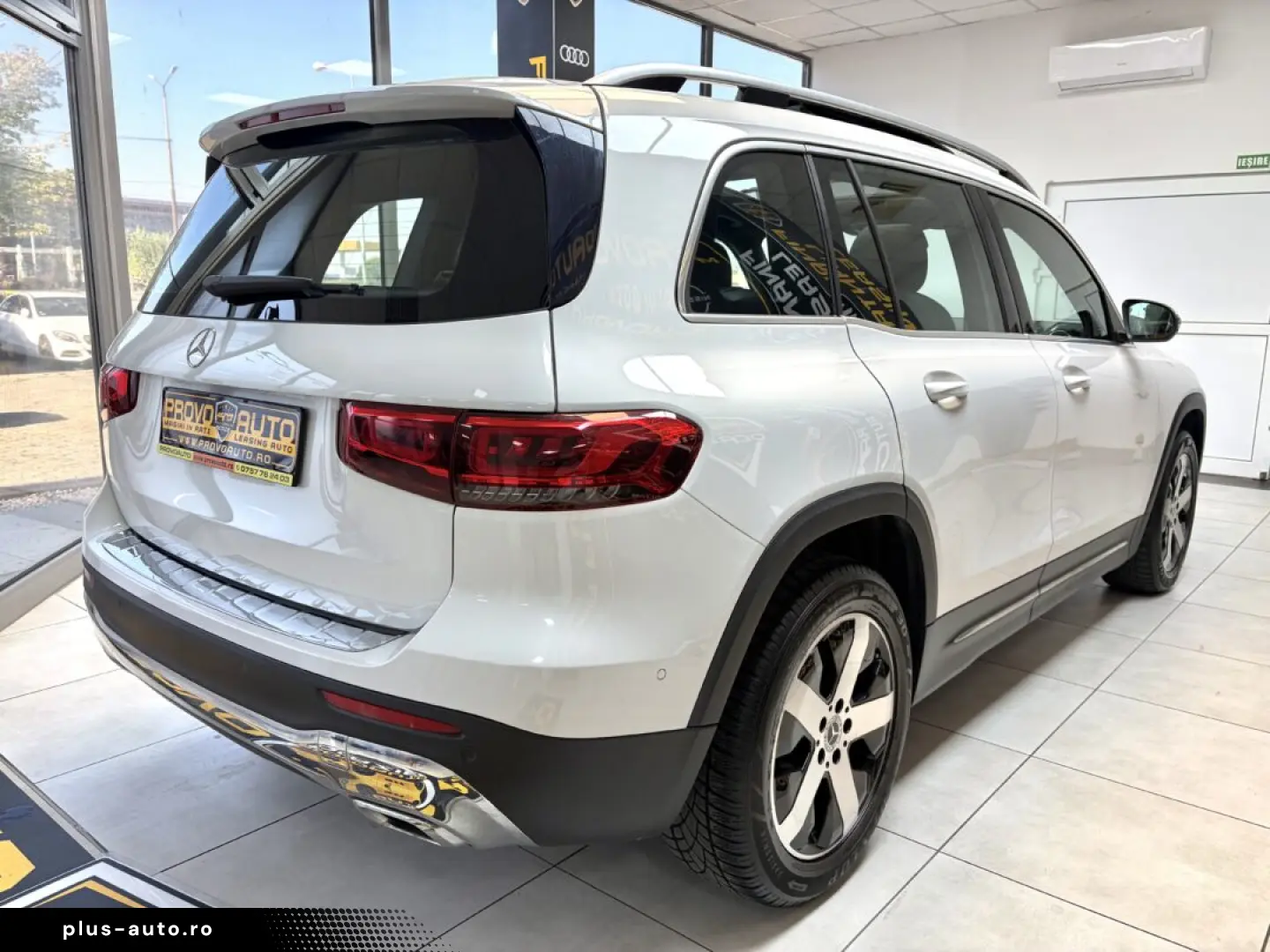 MERCEDES GLB 2022-06 7 LOCURI