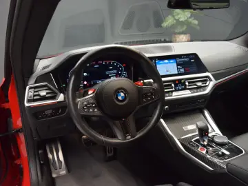 BMW M4 Coupe xDrive Competition 50 Jahre Edition