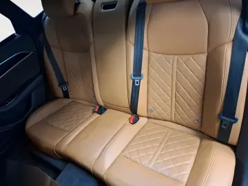 AUDI A8 50 TDI quattro S line 360 Allradlenkung B&O