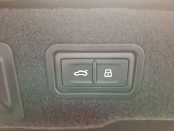 AUDI A8 50 TDI quattro S line 360 Allradlenkung B&O
