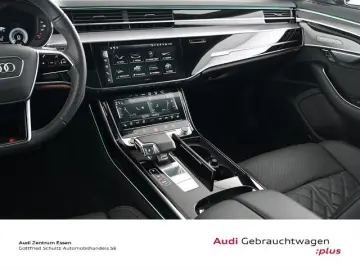 AUDI A8 60 TFSI e quattro S Line