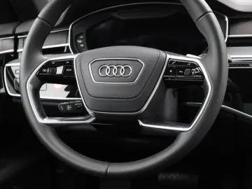 AUDI A8 60 TFSI e quattro LM20 ACC Pano HuD Massage D