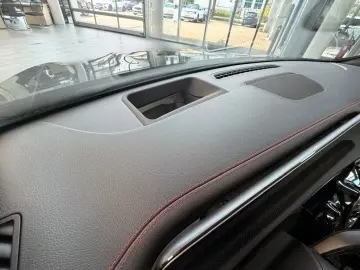 MERCEDES-BENZ CLA 200 Coupé AMG Line Premium Plus WI…