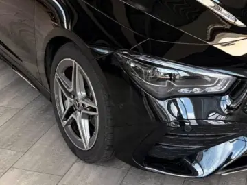 MERCEDES-BENZ CLA 200 Coupé AMG Line Premium Plus WI…