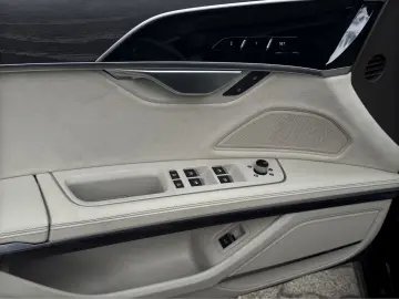 AUDI A8 55 TFSI Q S LINE PANO MATRIX 360  OPS BuO HuD
