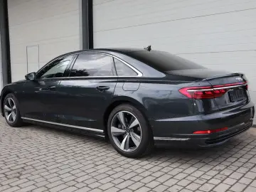 AUDI A8L 60 TFSI e lang RUHESITZ NACHT 3xTV PANO B&O