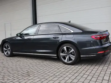 AUDI A8L 60 TFSI e lang RUHESITZ NACHT 3xTV PANO B&O