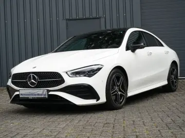 MERCEDES-BENZ CLA 220d AMG Pano 360 Kam HUD Multibeam Memory