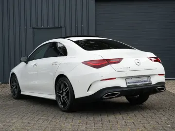 MERCEDES-BENZ CLA 220d AMG Pano 360 Kam HUD Multibeam Memory