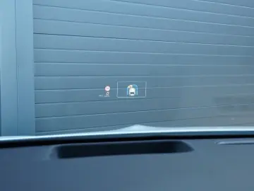 MERCEDES-BENZ CLA 220d AMG Pano 360 Kam HUD Multibeam Memory