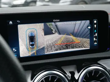 MERCEDES-BENZ CLA 220d AMG Pano 360 Kam HUD Multibeam Memory