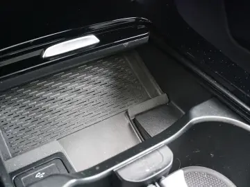 MERCEDES-BENZ CLA 220d AMG Pano 360 Kam HUD Multibeam Memory