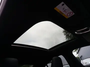 MERCEDES-BENZ CLA 220d AMG Pano 360 Kam HUD Multibeam Memory